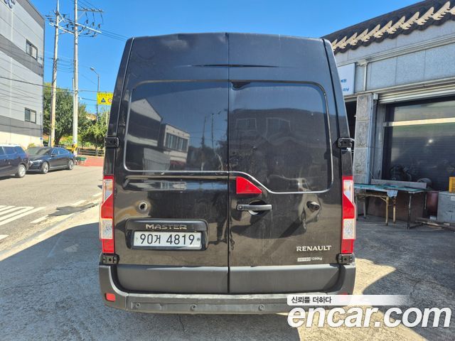 Renault Korea Master 2.3 Van L 2019 — фото 4
