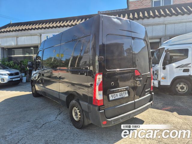 Renault Korea Master 2.3 Van L 2019 — фото 5