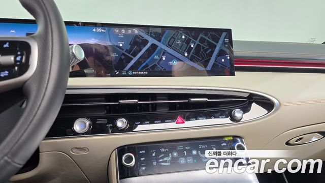Genesis GV70 2.5T Gasoline AWD 2025 — фото 16