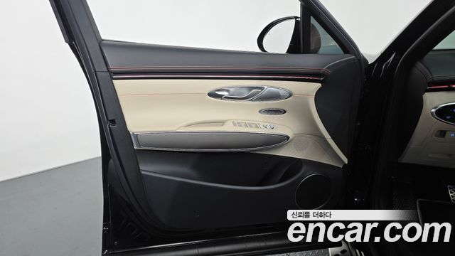 Genesis GV70 2.5T Gasoline AWD 2025 — фото 30
