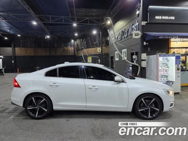 Volvo S60 T6 R-Design 2nd 2016 — фото 3