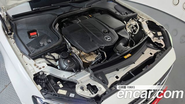 Mercedes-Benz E-Class (W213) E220d 4MATIC AMG Line 2021 — фото 6