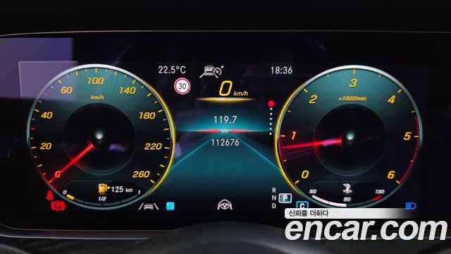 Mercedes-Benz E-Class (W213) E220d 4MATIC AMG Line 2021 — фото 8