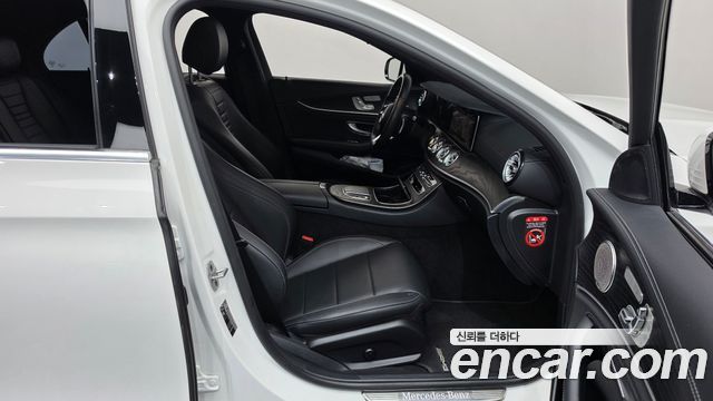 Mercedes-Benz E-Class (W213) E220d 4MATIC AMG Line 2021 — фото 26