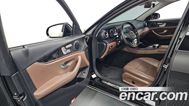 Mercedes-Benz E-Class (W213) E300 4MATIC Avnatgarde 2017 — фото 10