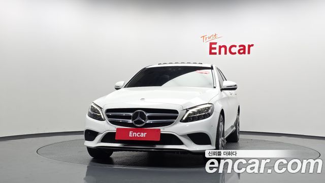 Mercedes-Benz C-Class (W205) C220 d 4MATIC 2020 — фото 3