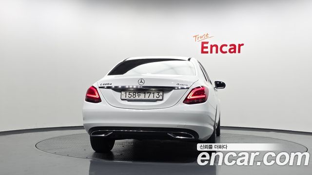 Mercedes-Benz C-Class (W205) C220 d 4MATIC 2020 — фото 4