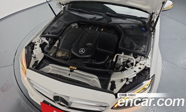 Mercedes-Benz C-Class (W205) C220 d 4MATIC 2020 — фото 6