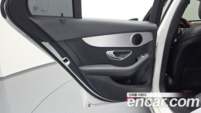 Mercedes-Benz C-Class (W205) C220 d 4MATIC 2020 — фото 25