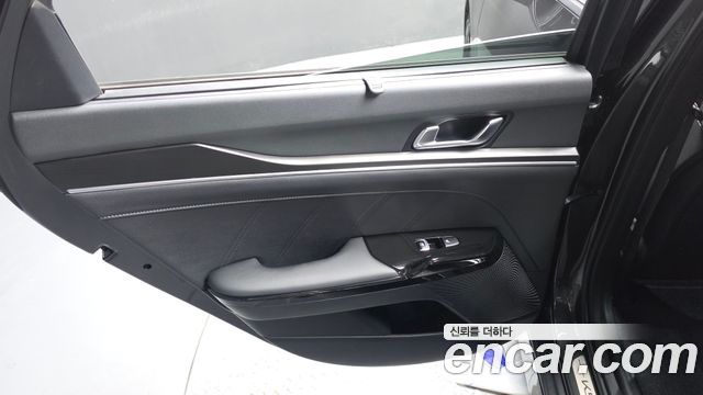 Kia K5 Hybrid (III) Signature 2023 — фото 25