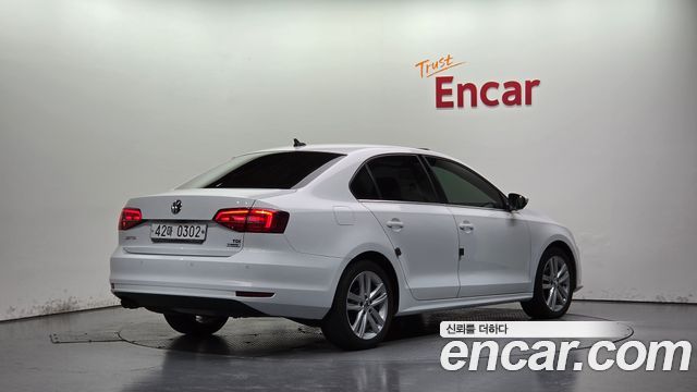 Volkswagen Jetta 2.0 TDI BlueMotion Premium 6th 2015 — фото 2