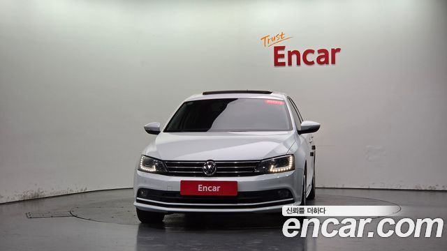 Volkswagen Jetta 2.0 TDI BlueMotion Premium 6th 2015 — фото 3