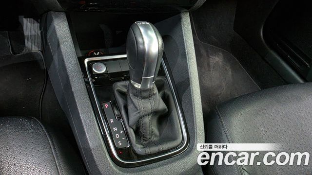 Volkswagen Jetta 2.0 TDI BlueMotion Premium 6th 2015 — фото 9