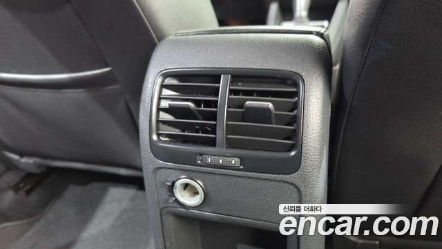Volkswagen Jetta 2.0 TDI BlueMotion Premium 6th 2015 — фото 28