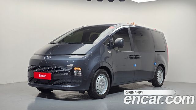 Hyundai Staria Tourer 11-Seater Smart 2023 — фото 1