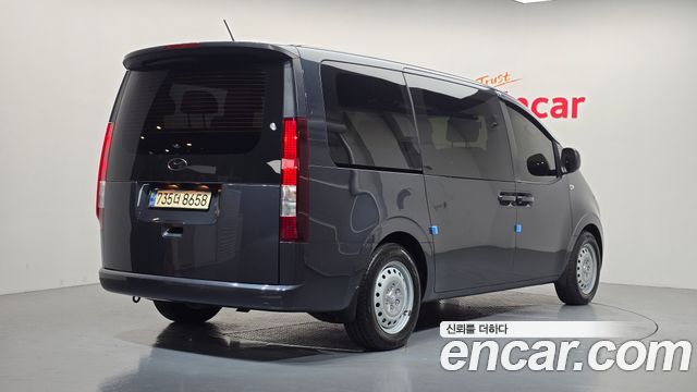 Hyundai Staria Tourer 11-Seater Smart 2023 — фото 2