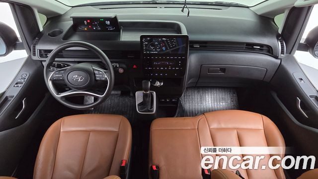 Hyundai Staria Tourer 11-Seater Smart 2023 — фото 7
