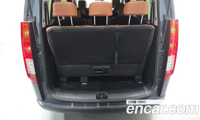 Hyundai Staria Tourer 11-Seater Smart 2023 — фото 16