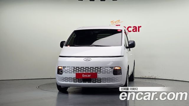 Hyundai Staria Cargo 3-Seater Smart 2022 — фото 3