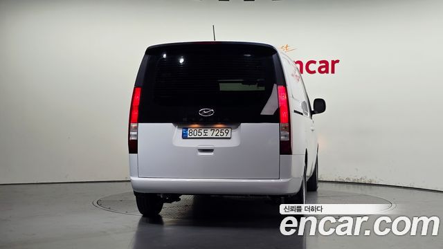 Hyundai Staria Cargo 3-Seater Smart 2022 — фото 4
