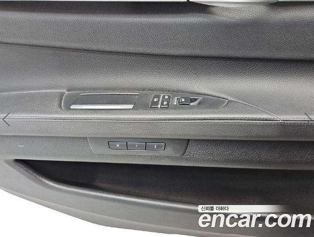 BMW 7 Series (F01) 740Li 2013 — фото 20