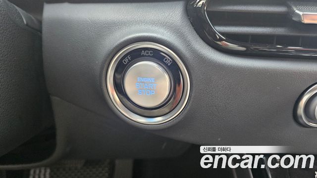 Genesis EQ900 3.3 T-GDI AWD Premiun Luxury 2016 — фото 9