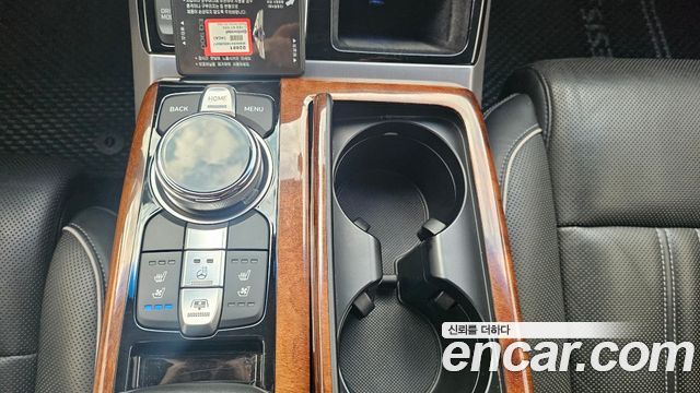Genesis EQ900 3.3 T-GDI AWD Premiun Luxury 2016 — фото 16