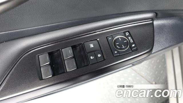Lexus ES300h (VII) Supreme 2019 — фото 28