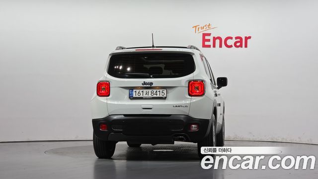 Jeep Renegade 2.4 Limited 2021 — фото 4
