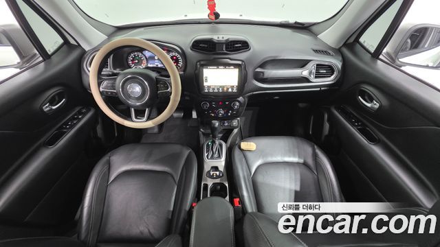 Jeep Renegade 2.4 Limited 2021 — фото 7
