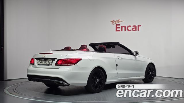 Mercedes-Benz E-Class (W212) E200 Cabriolet 2016 — фото 2