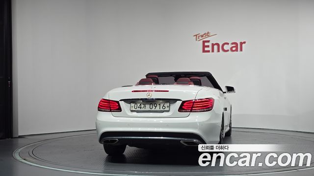 Mercedes-Benz E-Class (W212) E200 Cabriolet 2016 — фото 4