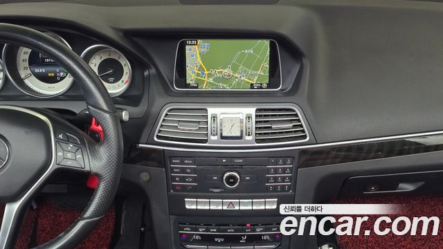 Mercedes-Benz E-Class (W212) E200 Cabriolet 2016 — фото 14