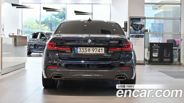 BMW 5 Series (G30) 520i M Sport 2022 — фото 3