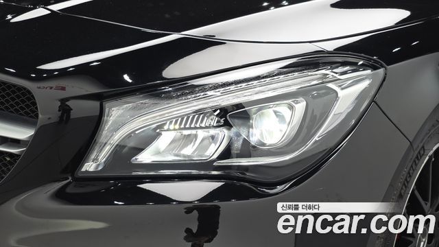 Mercedes-Benz CLA-Class (C117) CLA45 AMG 4MATIC 2018 — фото 22