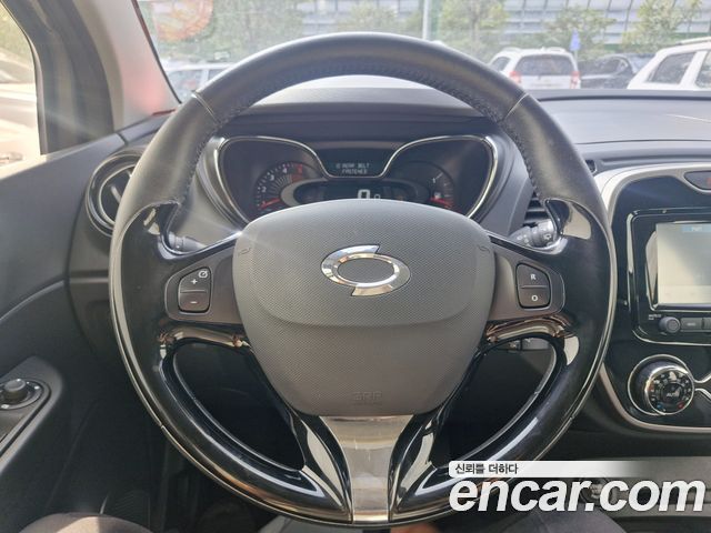 Renault Korea QM3 LE 2016 — фото 16