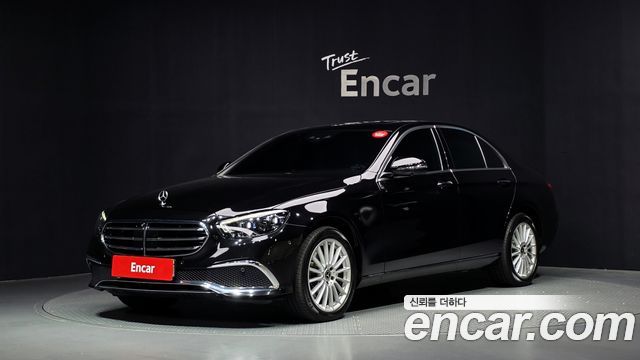 Mercedes-Benz E-Class (W213) E220d 4MATIC Exclusive 2021 — фото 1