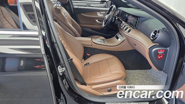 Mercedes-Benz E-Class (W213) E220d 4MATIC Exclusive 2021 — фото 11