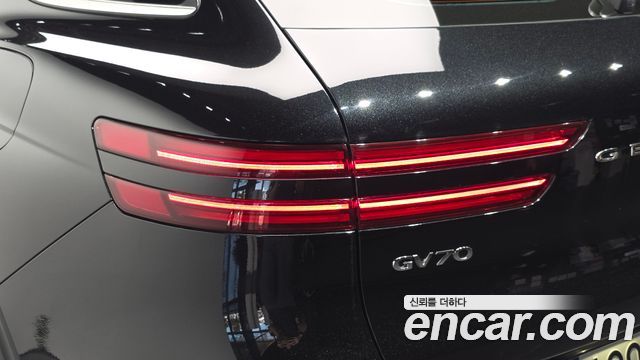 Genesis GV70 2.5T Gasoline AWD 2023 — фото 23