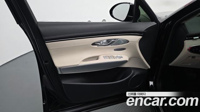 Genesis GV70 2.5T Gasoline AWD 2023 — фото 24