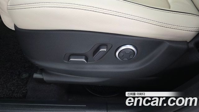 Genesis GV70 2.5T Gasoline AWD 2023 — фото 30
