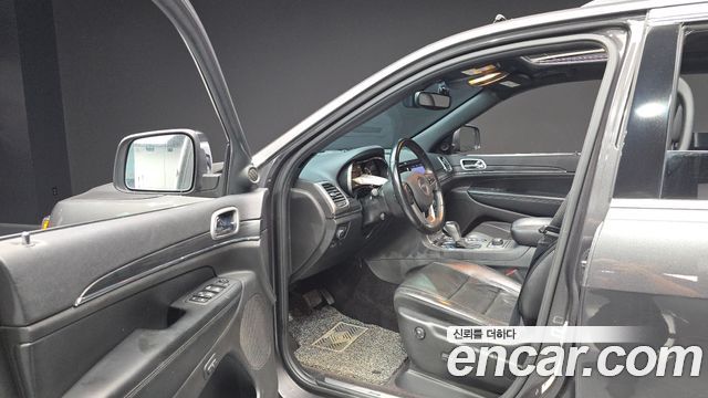 Jeep Grand Cherokee 3.6 Limited WK2 2019 — фото 10