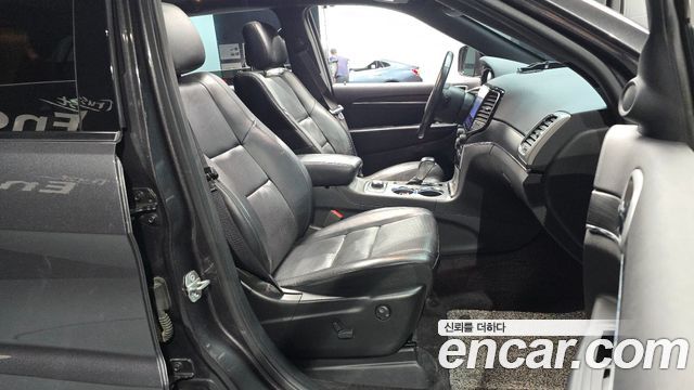 Jeep Grand Cherokee 3.6 Limited WK2 2019 — фото 12