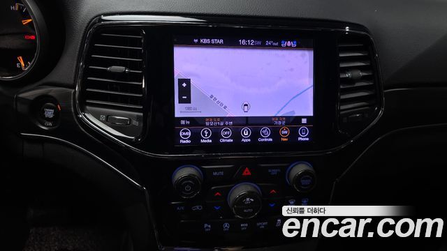 Jeep Grand Cherokee 3.6 Limited WK2 2019 — фото 18
