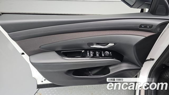 Hyundai Tucson Hybrid (NX4) HEV 1.6 2WD Inspiration 2024 — фото 24