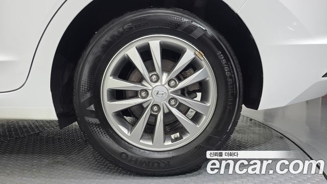 Hyundai Avante (AD) 1.6 Smart 2020 — фото 27
