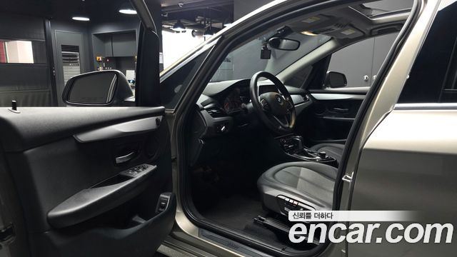 BMW 2 Series Active Tourer (F45) Joy 2015 — фото 10