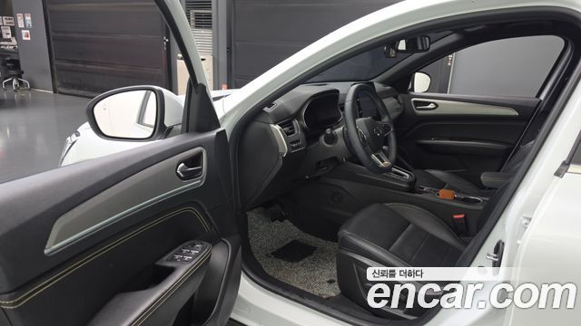 Renault Korea XM3 1.3 TCe RE Inspire 2024 — фото 10