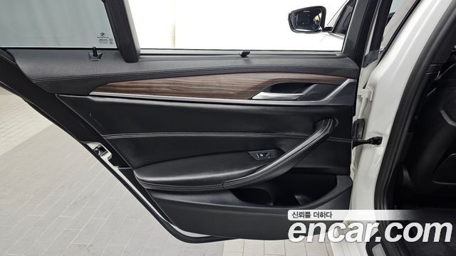 BMW 5 Series (G30) 530i M Sport Package Plus 2018 — фото 25