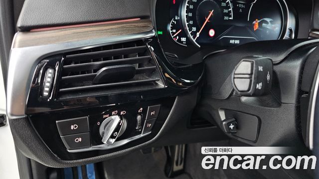 BMW 5 Series (G30) 530i M Sport Package Plus 2018 — фото 33